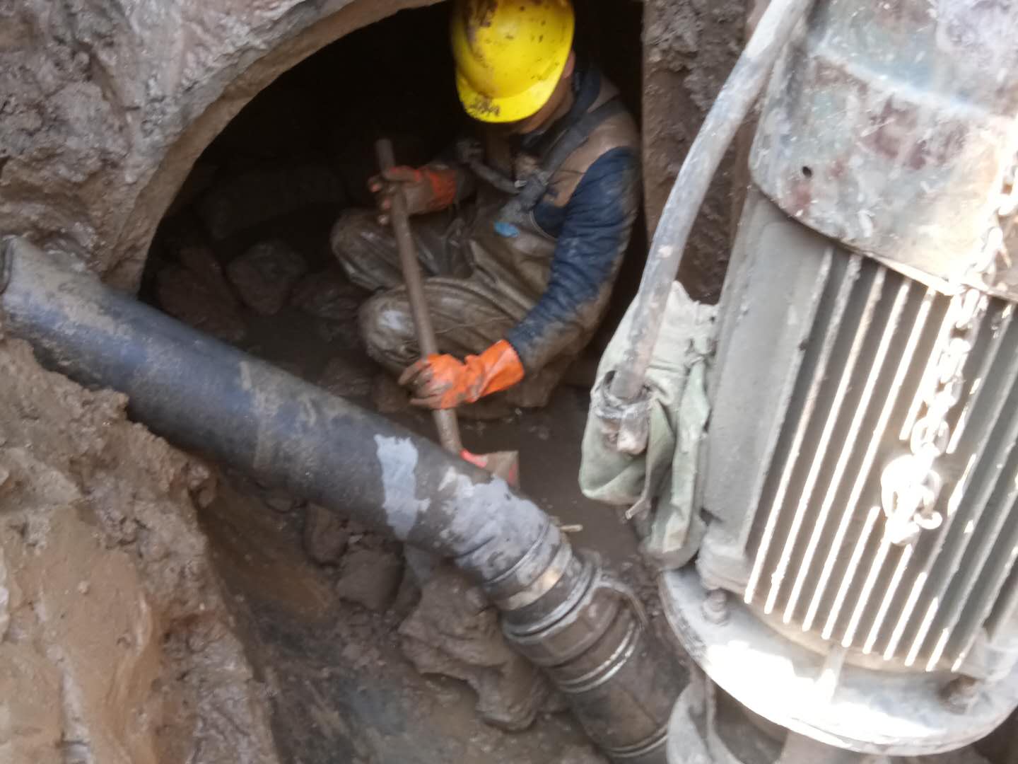 渔薪镇管道清淤