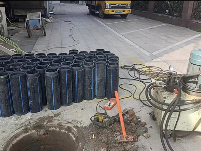 渔薪镇PE置换管厂家 DN315置换管 非开挖管短管置换